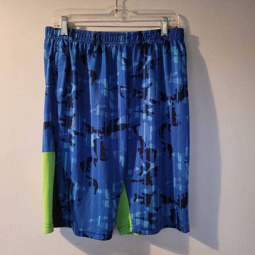 RBX Blue and Green Camouflage Athletic  Men's Shorts Size 16
